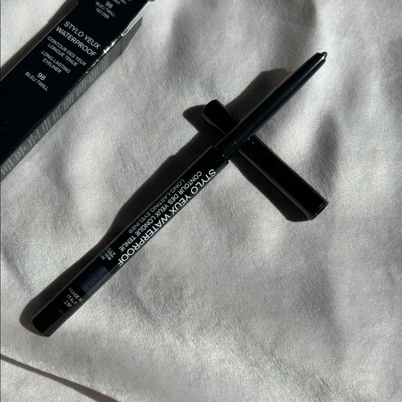 Chanel denim collection eyeliner - Picture 8 of 16